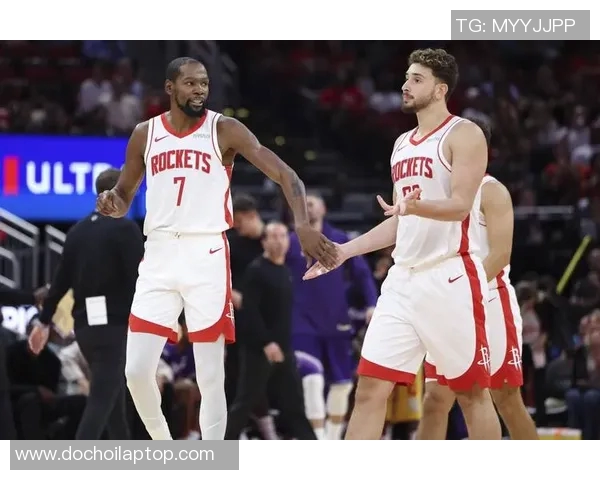 火箭逆转雄鹿关键胜利！杜兰特稳定发挥，乌杜卡战术调整与谢泼德爆发成制胜法宝